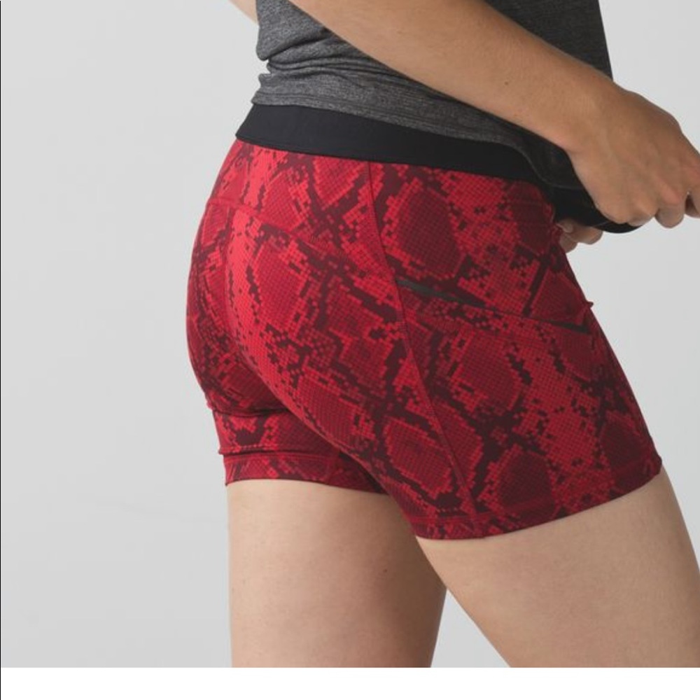 Lululemon Athletica Red Snake Print Women’s What the Sport Shorts